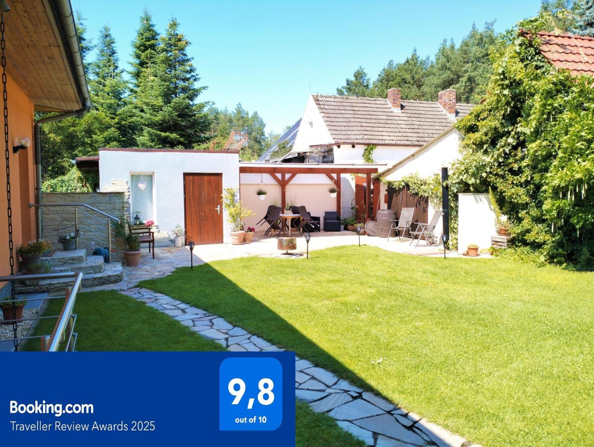 Ferienwohnung Am Waldesrand - Garten, Terrasse, Grill, Luftkuehler, Massagesessel, Kinderspielecke, Spielekonsole Cottbus Eksteriør bilde
